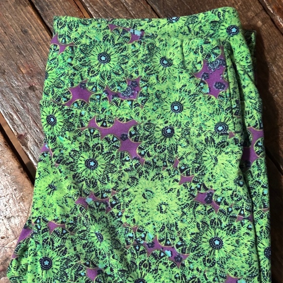 Lot of 5 LuLaRoe One Size OS Used Buttery Soft Leggings - Picture 5 of 6